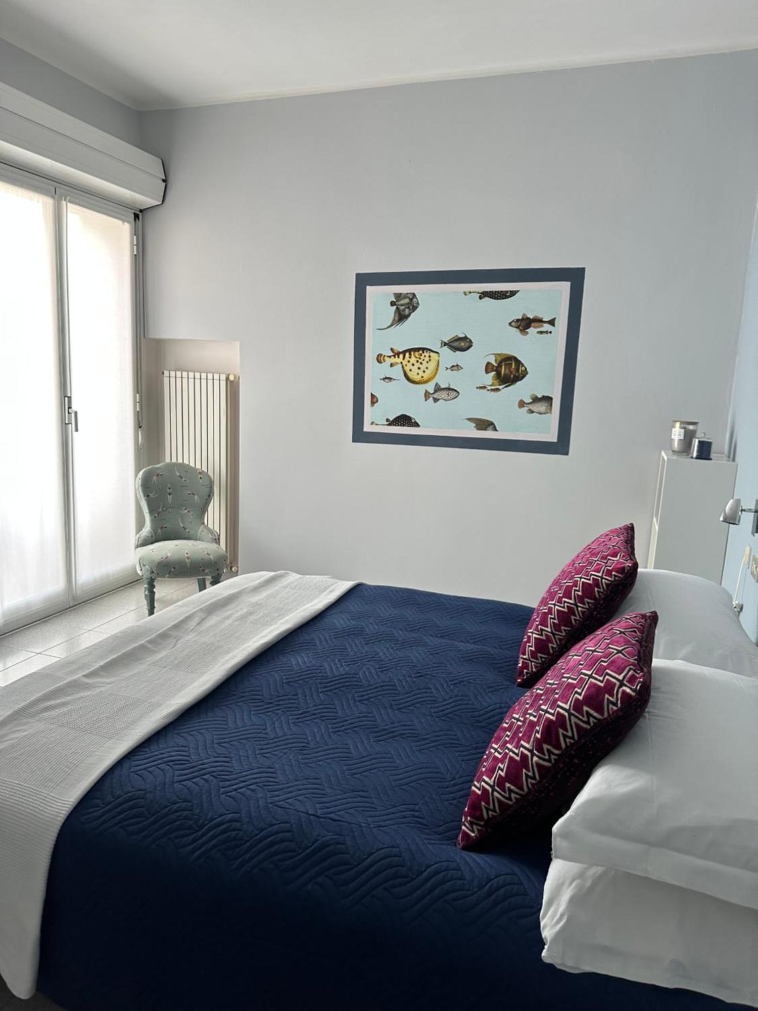 Hotel Mambo Laigueglia Esterno foto